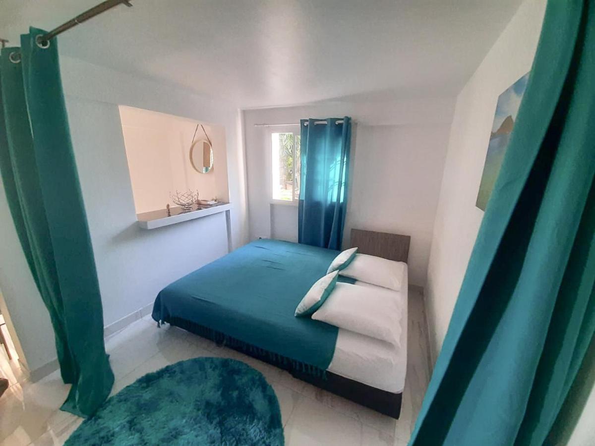 Plezi Location F2 Ocean, Trois-Ilets Apartment เลส์ทรัวส์-ซีเลต์ ภายนอก รูปภาพ